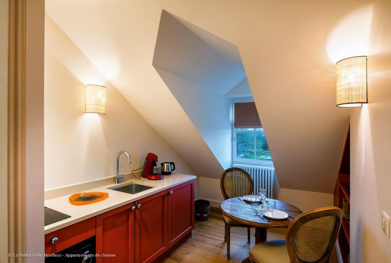 La Petite Folie Bed & Breakfast Honfleur Exterior foto